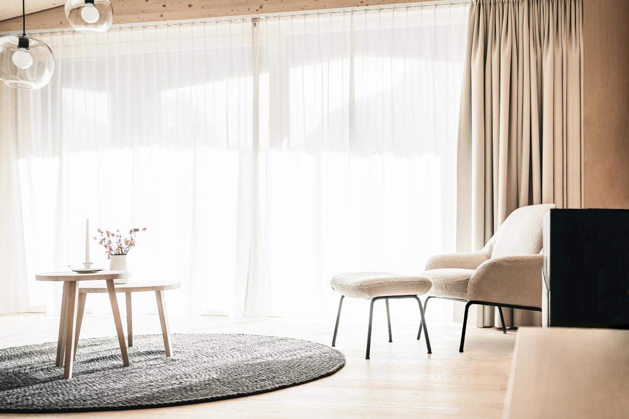 Amrai Suites Schruns Buitenkant foto