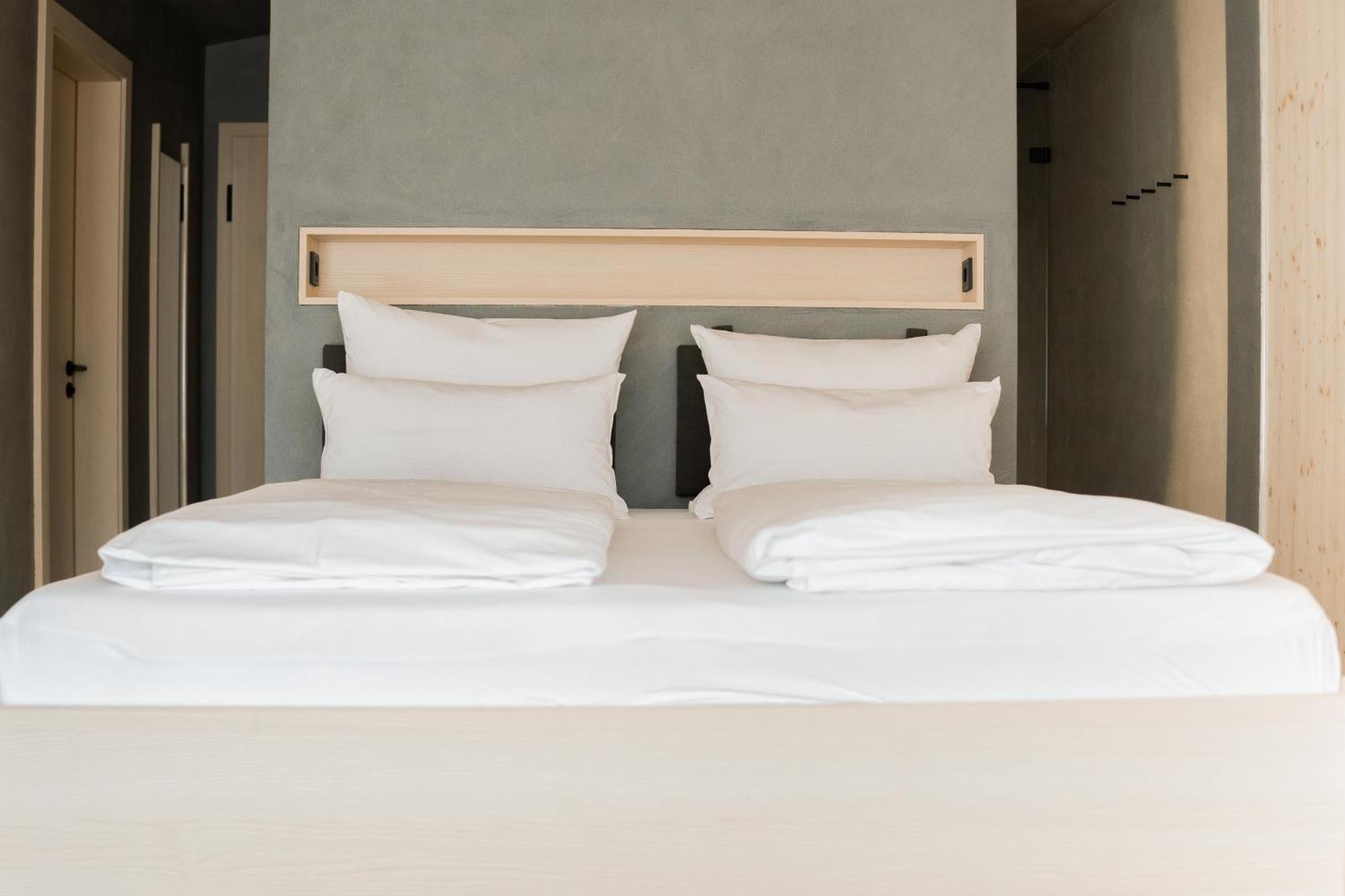 Amrai Suites Schruns Buitenkant foto